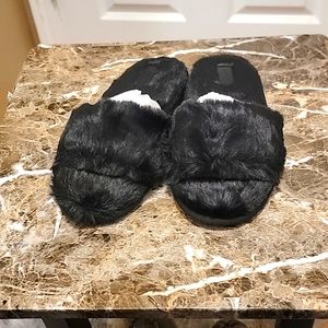 New Victoria Secret Slippers size small
